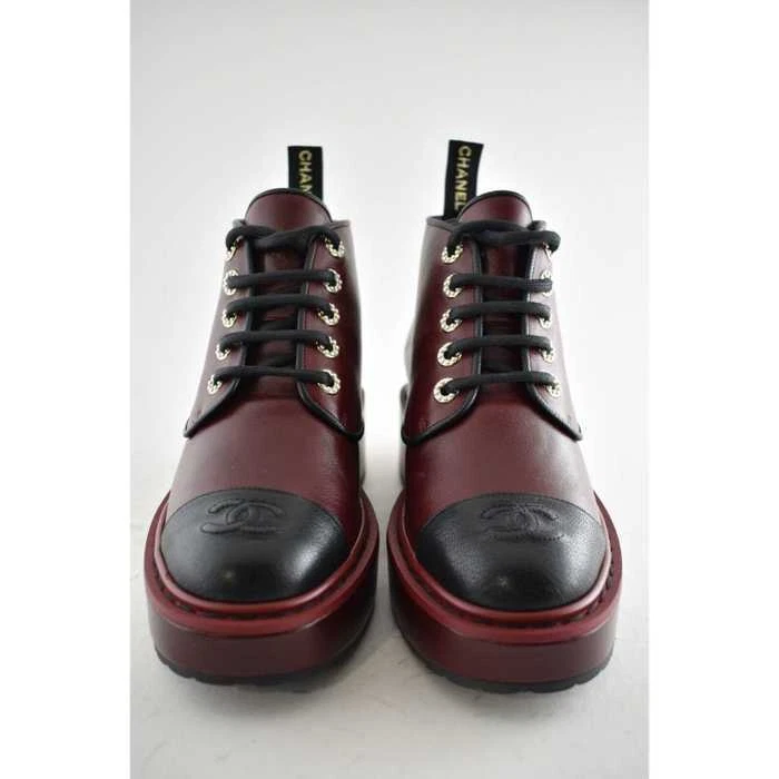 Chanel 20b red hot sale