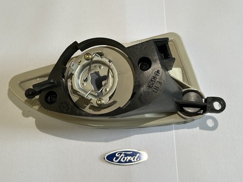 NEW GENUINE FORD FOCUS MK1 FOG LIGHT PASSENGER SIDE FRONT 1999-2005 XS4X-15201-A - Picture 5 of 8