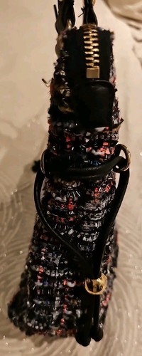 Juicy Couture Tweed Purse Tote Med. Lip Embellishment Black Gray Multi Silver - Picture 9 of 14