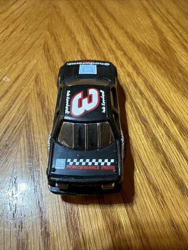 Matchbox Chevy Lumina Diecast 1992 Dale Earnhardt #3 Goodwrench - Picture 4 of 5