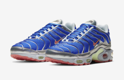 Nike Air Max Plus Ultraman Hyper Royal Sunblush Women s 7.5 NEW