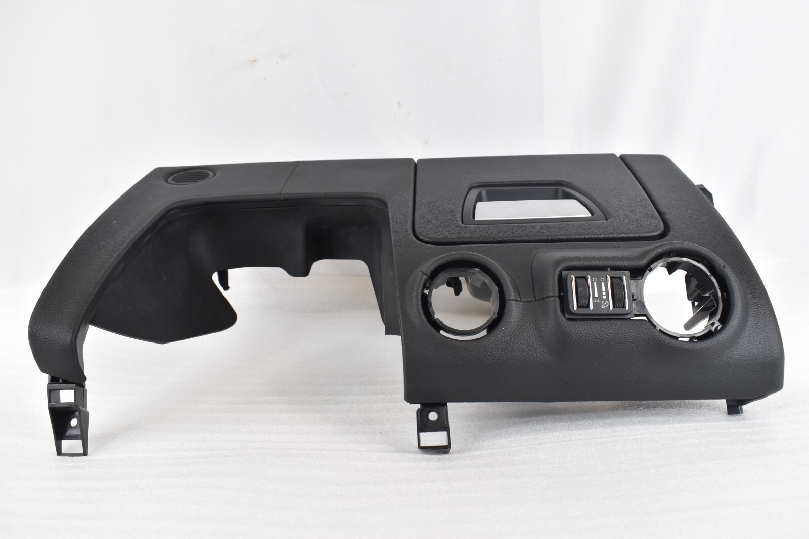 2014-2019 MASERATI GHIBLI LEFT DRIVER FRONT DASH LOWER KNEE PANEL W/ SWITCH OEM