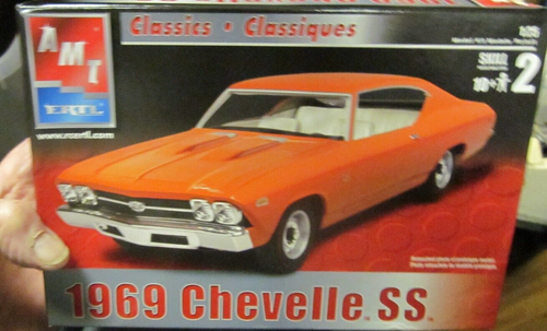 AMT ERTL 1969 Chevrolet Chevelle SS396 Model Kit # 6202 1/25