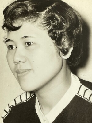 O8 Photograph Close Up POV Asian Woman 1940-50's