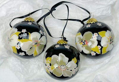 2.5  Vera Bradley Dogwood Trio 2012 Li Bien Glass Ball Christmas Ornament