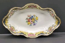 Porcelaine Imperia Limoges France 22k Trimmed Trinket Dish 7" x 5" Floral EUC