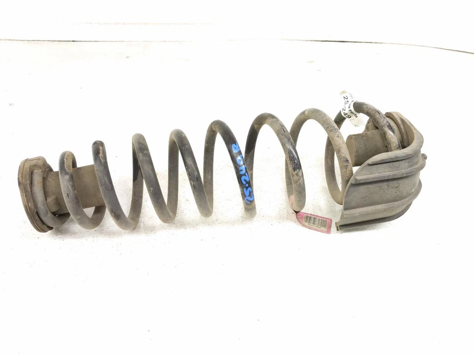 2018-2025 Honda Odyssey Rear Right Coil Spring 52441-Thr-A01 - Image 3 of 4