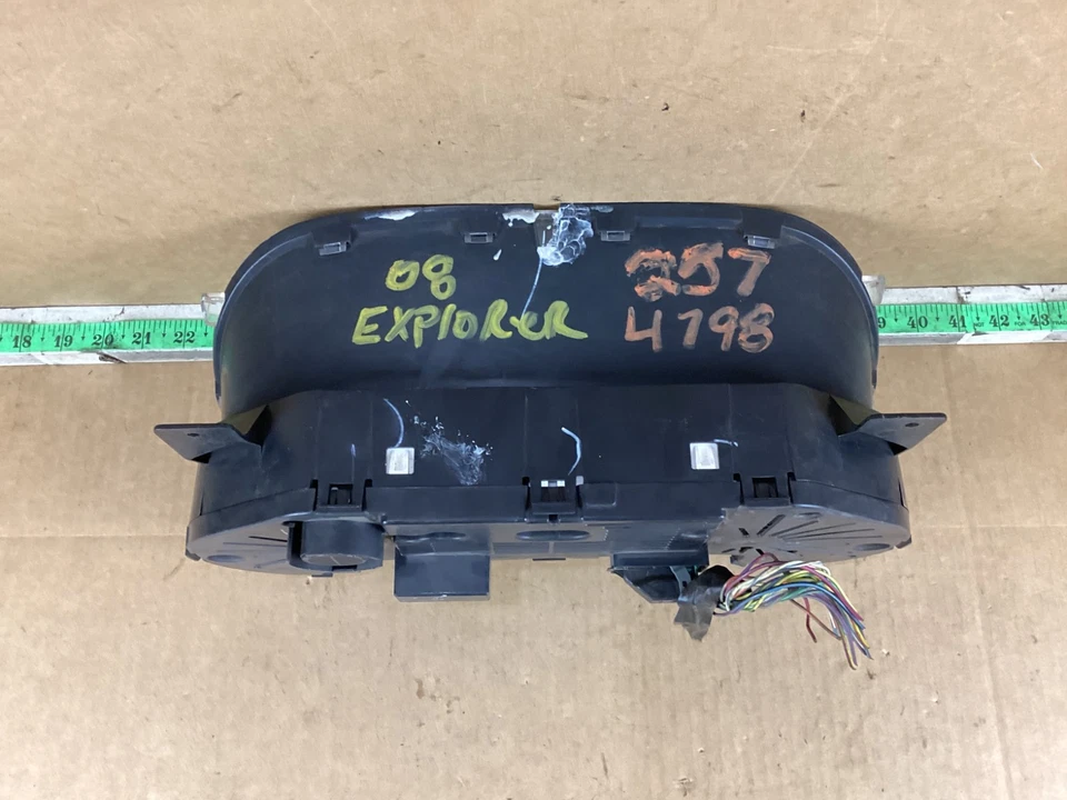 Cuadro de instrumentos velocímetro Ford Explorer 2006-2010 Foto 4 de 4