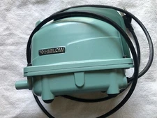 Hiblow XP-40 AQUARIUM AIR PUMP/Septic Linear Air Pump + 2 AREATORS 