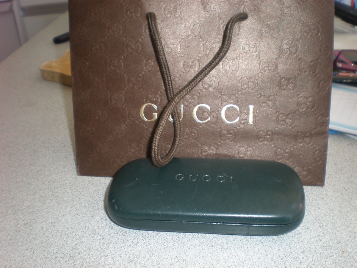 【美品】 GUCCI Vintage sunglasses case TRUE VINTAGE Gucci Hard Leather Eyeglass/Sunglass Case GREEN