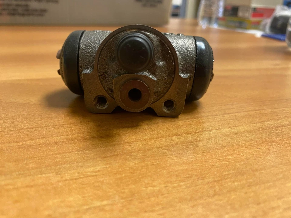 2PCS NEW GENUINE BOSCH Wheel Brake Cylinder REPLACES ACDelco 18E1207 and More - Image 3 of 4