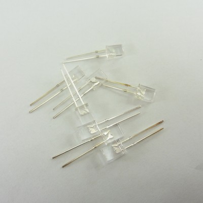 Quadratische 2 mm x 5 mm x 7 mm Klar Blau LED Glühbirne Diode Lichtaustrittsanzeige