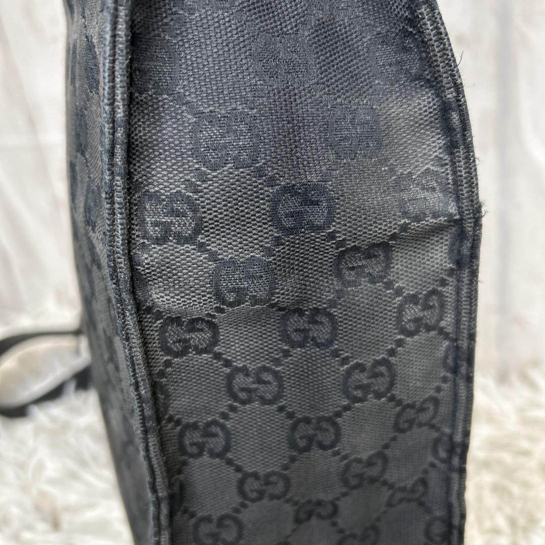 GUCCI GG canvas shoulder bag black logo hardware ladies