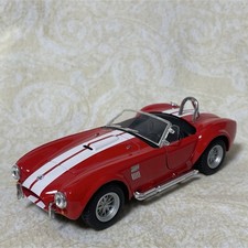 1/32 Shelby Cobra 427 S/C Kinsmart