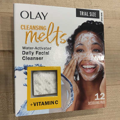 Olay Cleansing Melts Water-Activated Facial Cleanser Pads + Vitamin C Trial 12