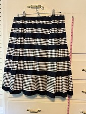 Talbots Navy Blue White Polka Dot A-Line Pleated Knee Length Skirt Size 8P