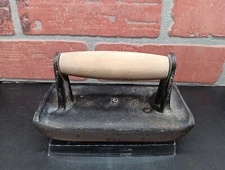 Vintage Concrete Edger #2 Cast Iron Cement Tool Wood Handle Good Condition 👀 
