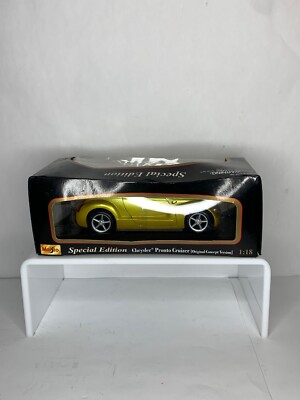 Maisto Chrysler Pronto Cruizer Original Concept PT Cruiser 1:18