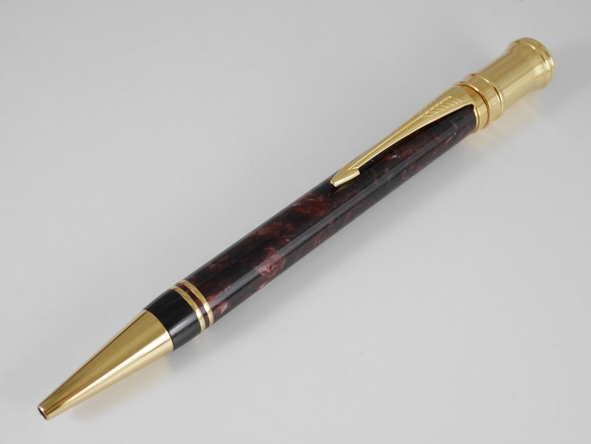Parker Duofold Marble Red Ballpoint Pen (NEAR MINT) FREE SHIPPING