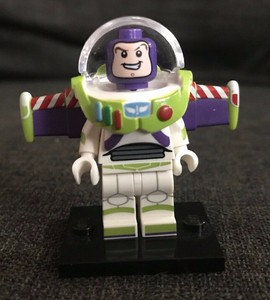 buzz lego minifigure