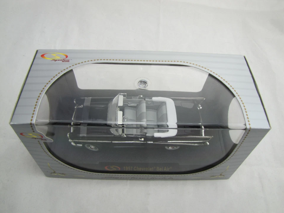 32430 Signature Models 1957 Chevrolet Bel Air - schwarz - 1:32 - Bild 2 von 4