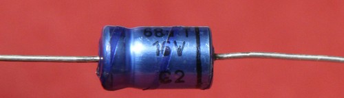 68uF 16V Philips Axial Elektrolytkondensator -10/+50% 6x11mm 10 Stück - Bild 1 von 6