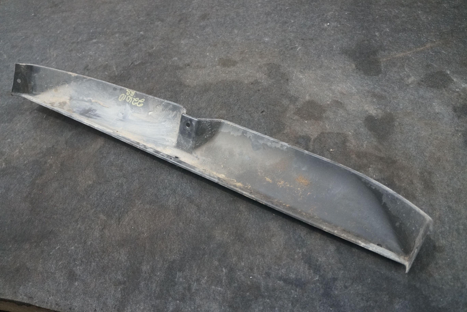 Rear Lower Trunk Floor Spoiler Trim Panel 51717049487 Rolls Royce Phantom 2004