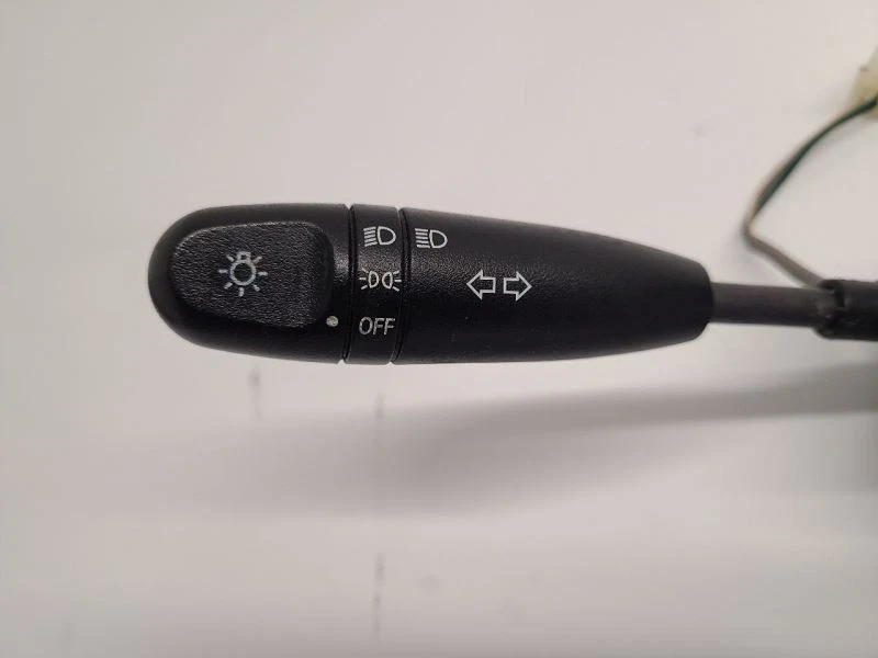 04-11 Interruptor de columna CHEVROLET AVEO giro de columna sin faros antiniebla OEM Foto 4 de 4