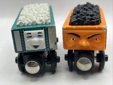 Thomas  Friends Wooden Train FRED  RICKETY TROUBLESOME TRUCK LOT
