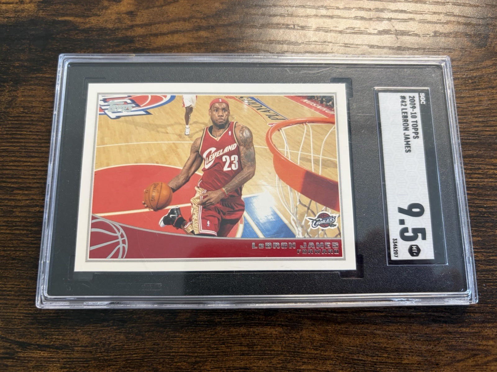 2009-10 Topps Basketball Lebron James Base Card #42 SGC 9.5 Cleveland Cavaliers
