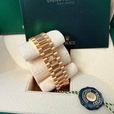 Rolex Day-Date 40 President Yellow Gold Diamond Bezel Baguette Black Dial 228348 20