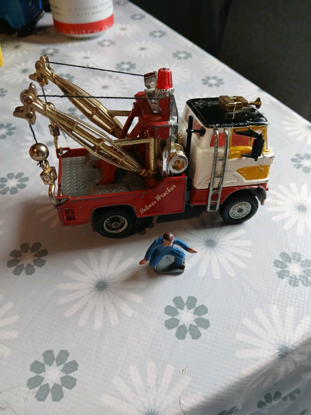 Picture 2 of 5
