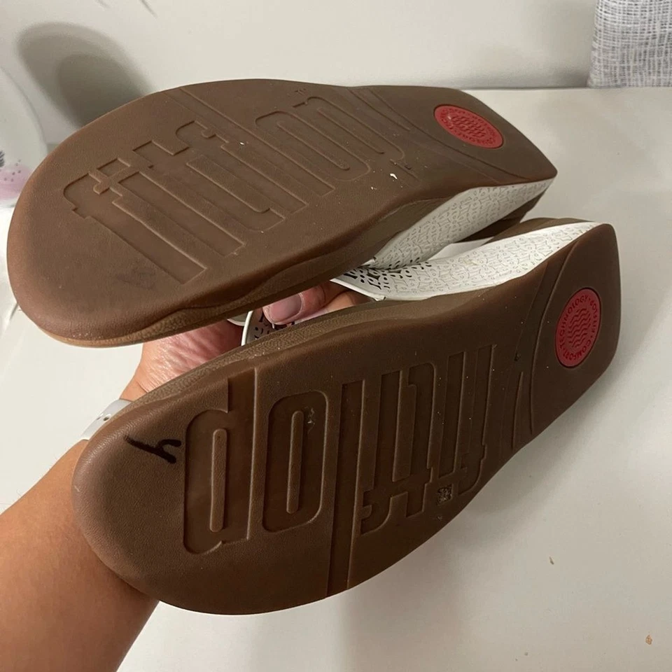 Fitflop белая кожа сандалии цветочный решетка дизайн Sz 11 платформе удобный - Изображение 4 из 4