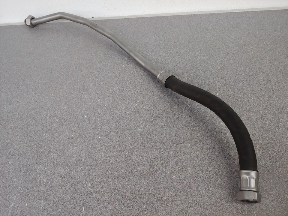 BONITO USADO ORIGINAL GENUINO PORSCHE 911 TANQUE DE ACEITE A TERMOSTATO LÍNEA DE ACEITE Foto 4 de 4