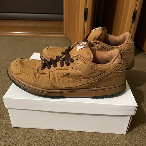 dunk low carhartt