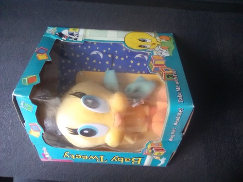 baby looney tunes lovable hugmebooks Babby Tweety - Picture 4 of 4