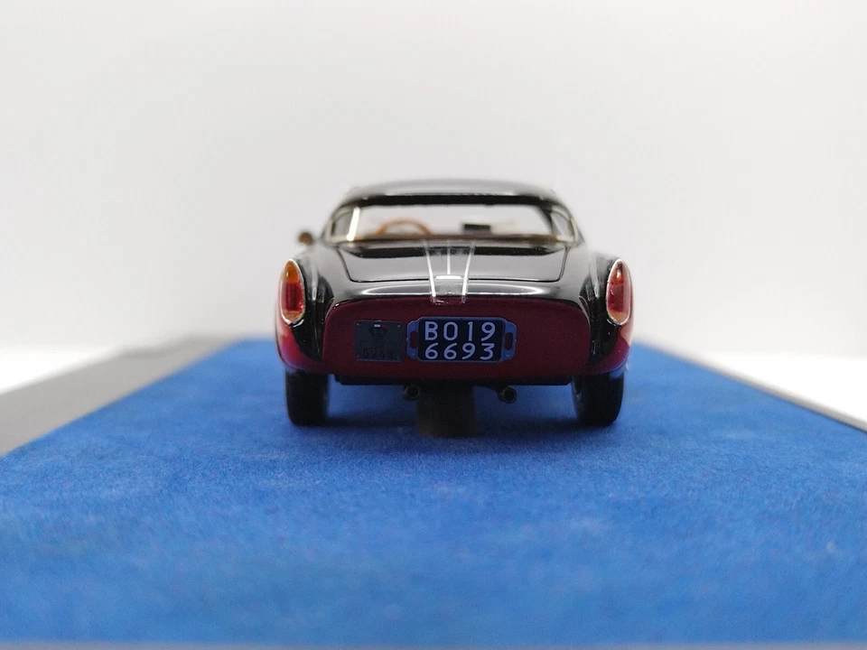 MATRIX 1/43 MUSEO LOUWMAN FIAT 8V VIGNALE DEMON ROUGE 1954 Foto 4 de 4