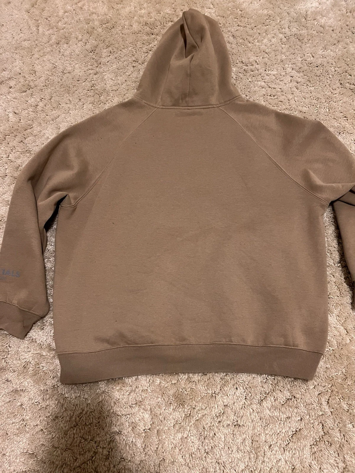 Felpa con cappuccio Fear of God Essentials taglia M sabbia usata pullover vestibilità nebbia PICCOLA