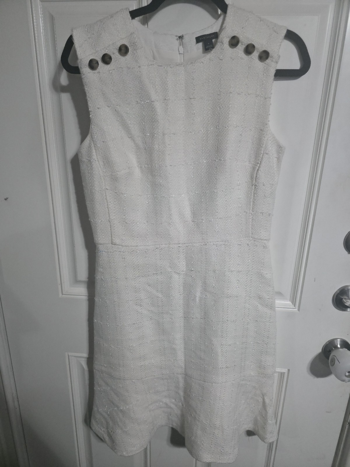 Ann Taylor White Tweed A-Line Dress Button Accent Sleeveless Knee Length Size 4