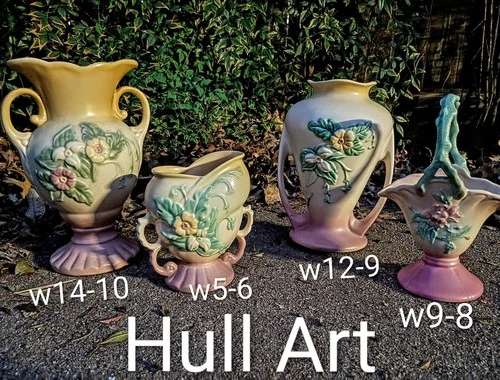 Mint Vintage Hull USA Art Deco Pink And Beige Vase Set Of 4