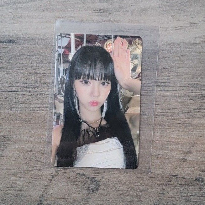 woo!ah! Pit-A-Pat Official Photocard | wooah nfc version| Nana