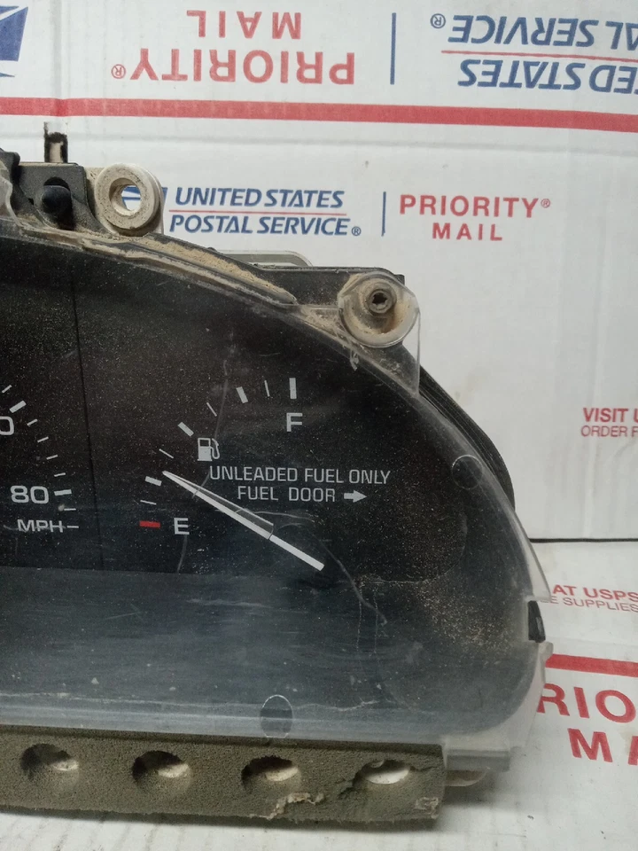 Cuadro de instrumentos velocímetro Ford Tempo 1988 89 1991 OEM F03F10K843AA Foto 4 de 4