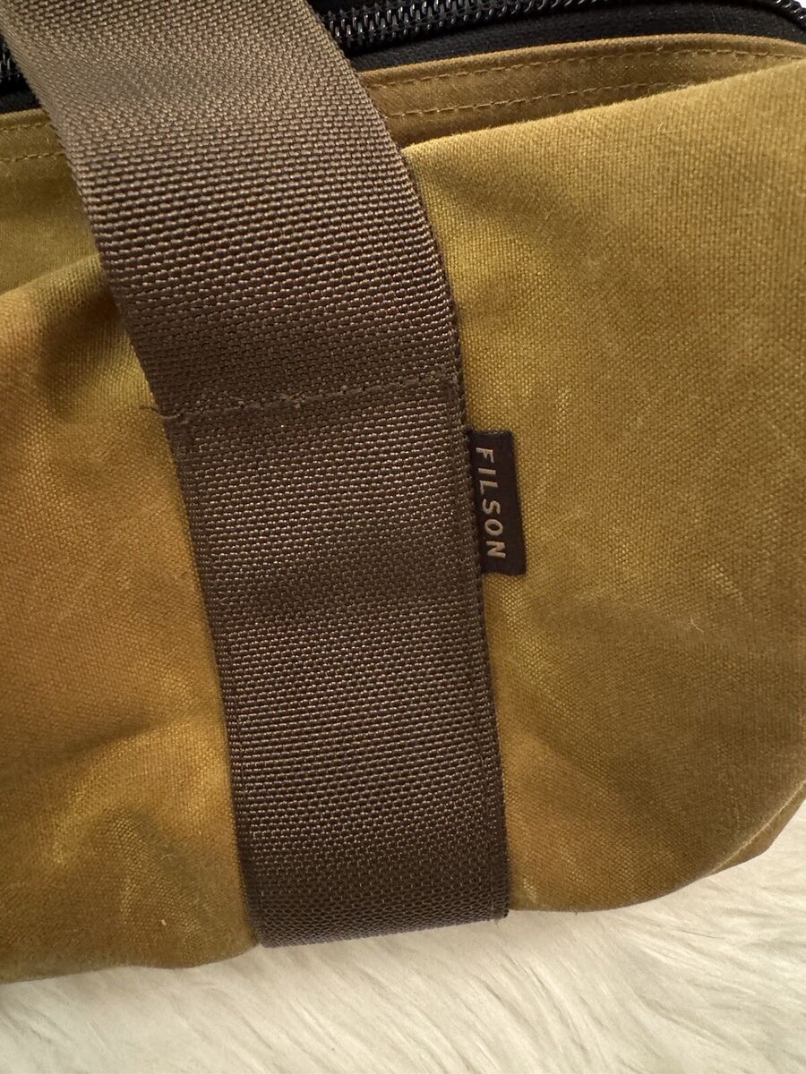 Filson Tin Cloth Field Duffle Bag Small Dark Tan Cotton Filson Tin Cloth Field Duffle Bag Small Dark Tan Cotton