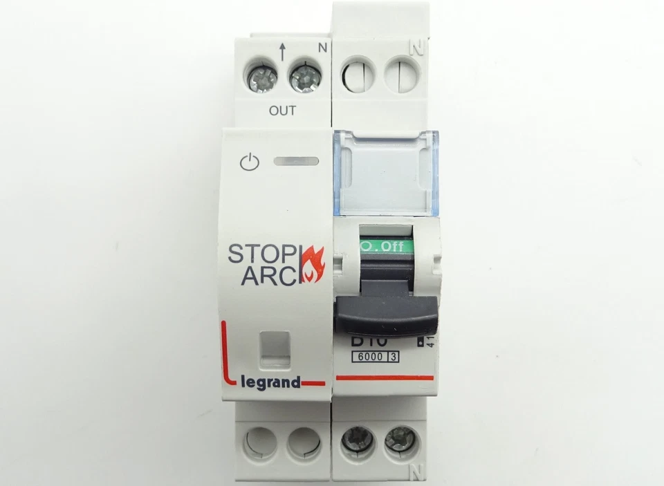 Interruptor de protección contra incendios LEGRAND DX3 415922 AFDD con interruptor LS B16 16A 1P + NR 6kA - Imagen 2 de 4