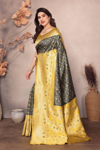 BEAUTIFUL RICH PALLU & JACQUARD WORK SAREE WITH JACQUARD BORDER BLOUSE - Picture 3 of 9