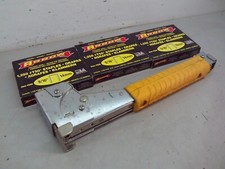 Arrow Stapler Gun T50 w 3 Boxes of T50 Staples
