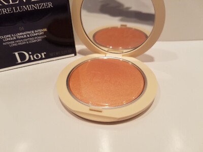Dior Forever Couture Luminizer Highlighting Powder #04 Golden Glow
