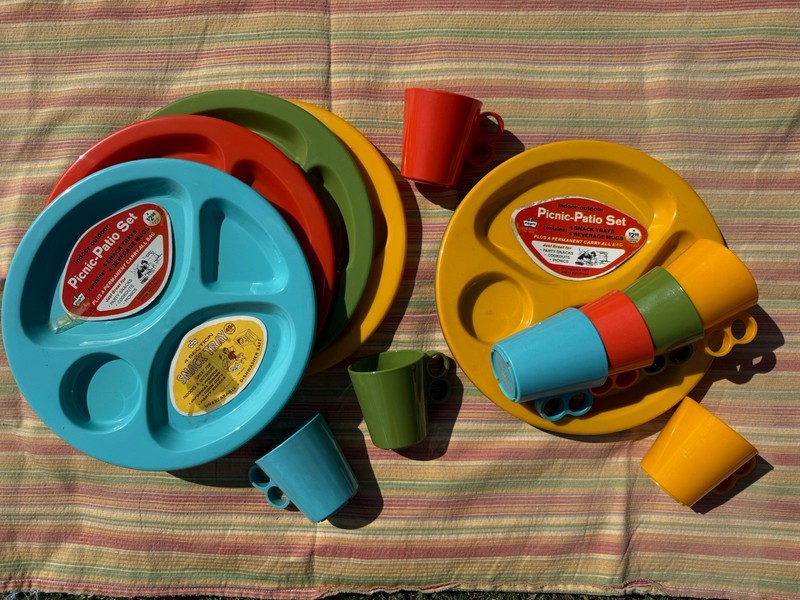 Vintage 1960’s Picnic Plates & Mugs