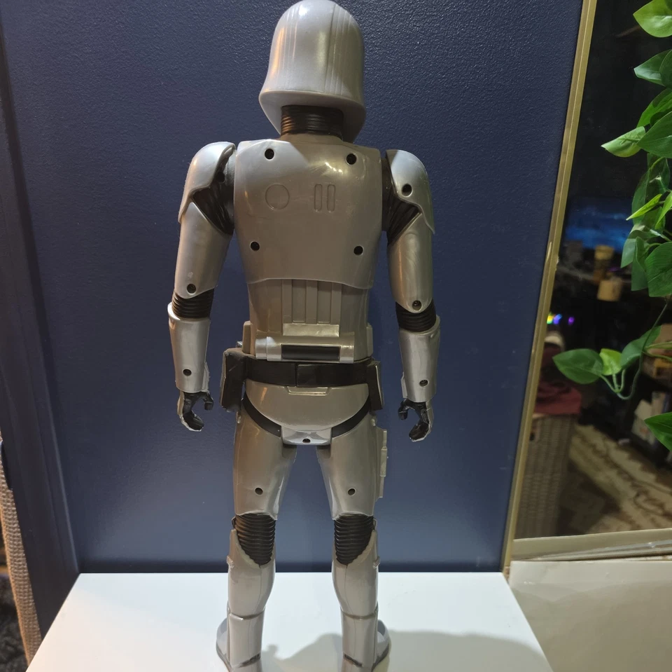 20-дюймовая экшн-фигурка Star Wars Captain Phasma — Jakks Pacific 2015 не полностью - Изображение 2 из 2