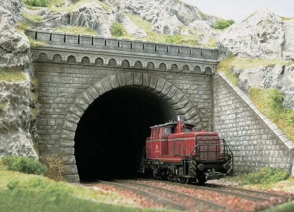 Busch 7023 Tunnel Portal Double HO/OO Gauge